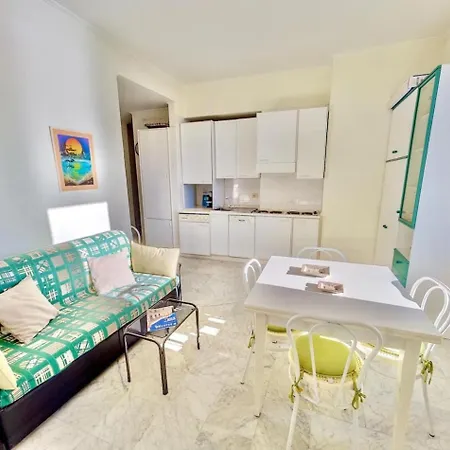 Seafront One Bedroom In Apartment Menton